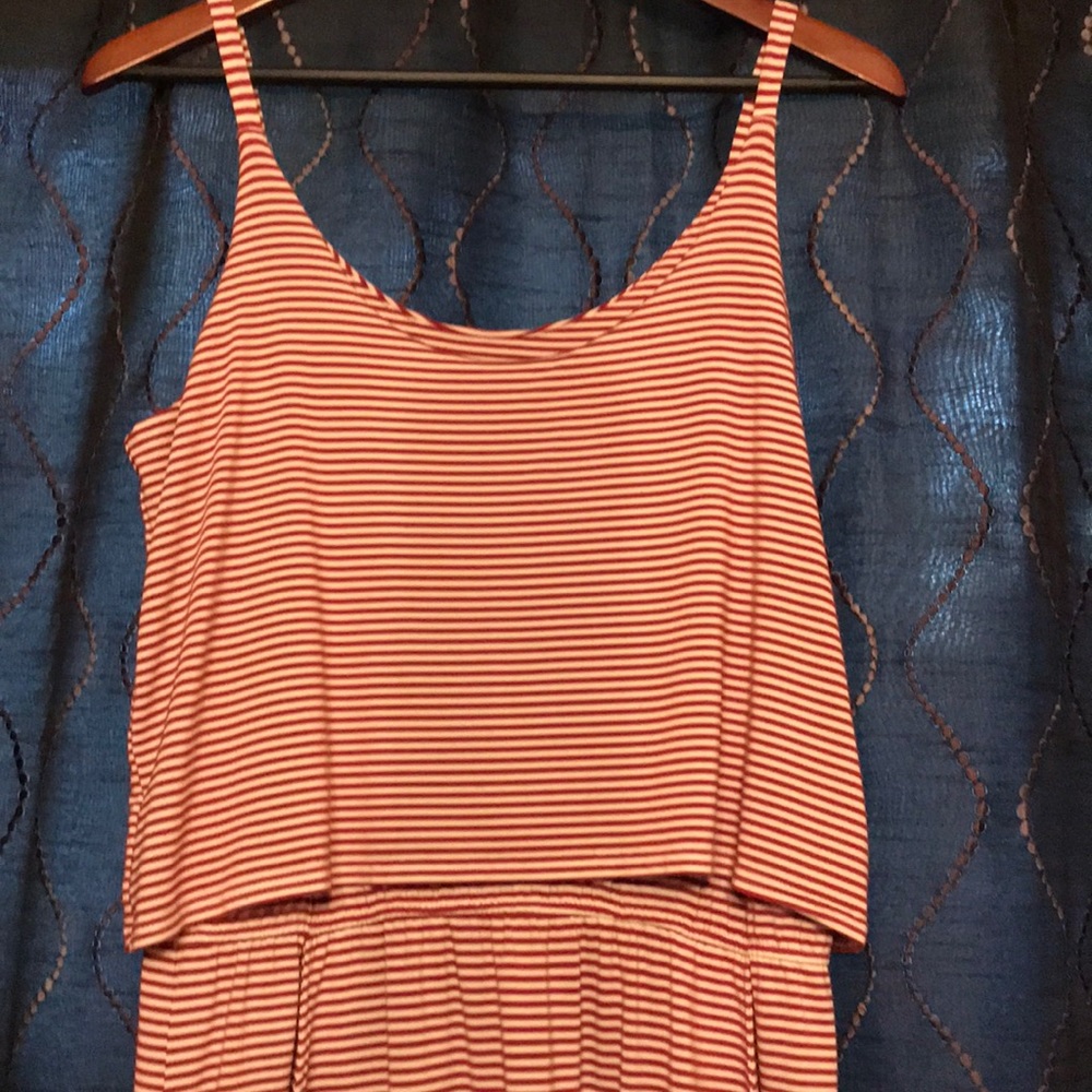 Womens med maroon and cream cloth dress w pockets